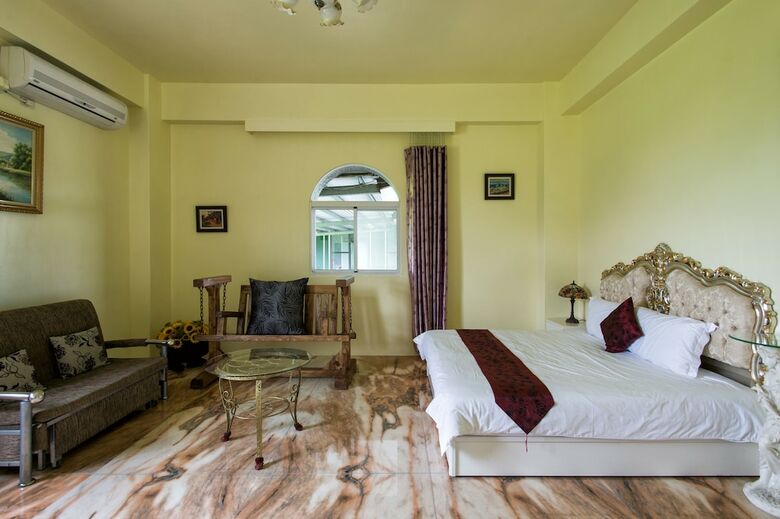 Hotel Alps Garden B&B