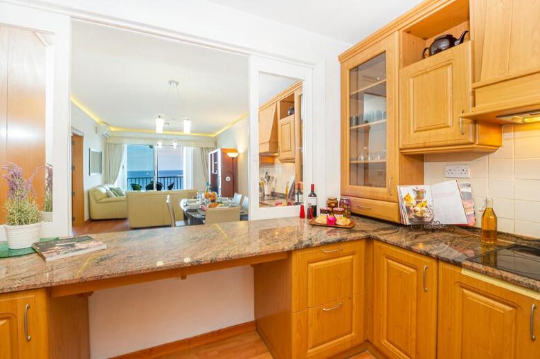 Spinola Bay Apartment
