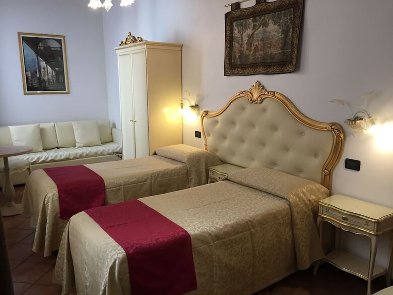 Locanda Ss. Giovanni E Paolo