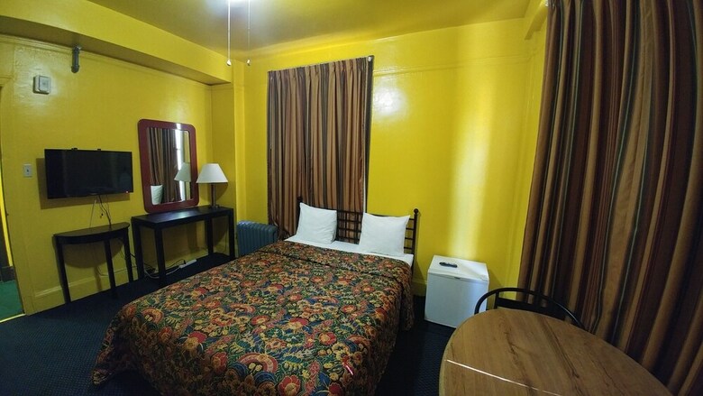 Taylor Hotel