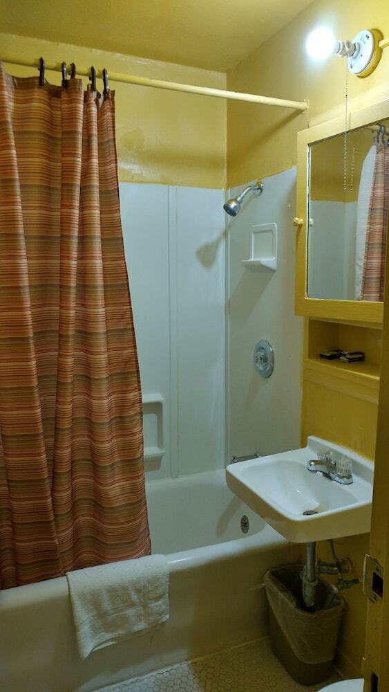Taylor Hotel