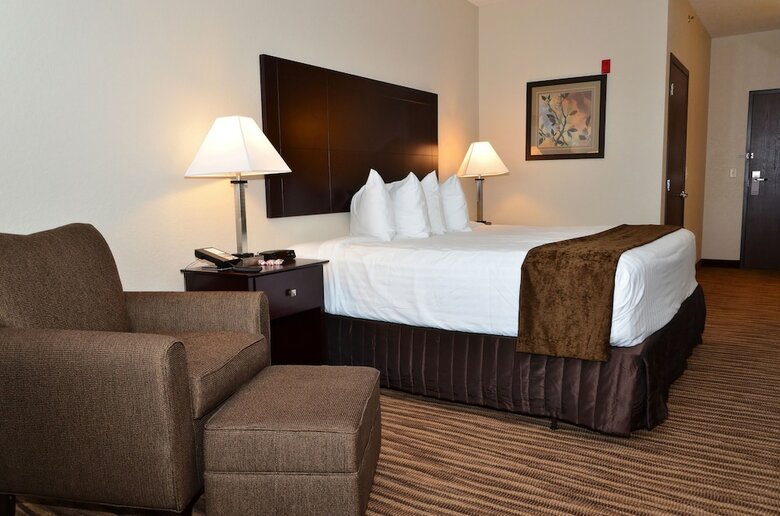 Hotel Cobblestone Inn & Suites - Clarion
