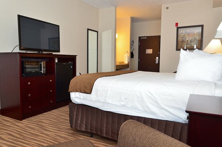 Hotel Cobblestone Inn & Suites - Clarion