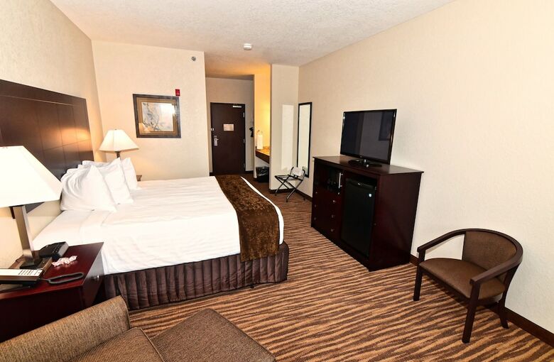 Hotel Cobblestone Inn & Suites - Clarion