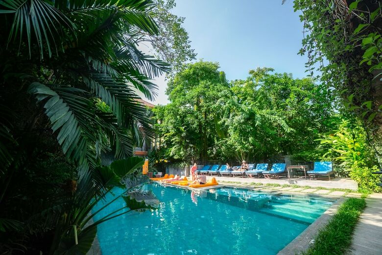 Hotel Eocambo Village