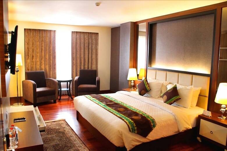 Grand Dafam Q Hotel Banjarbaru, Dhm Syariah