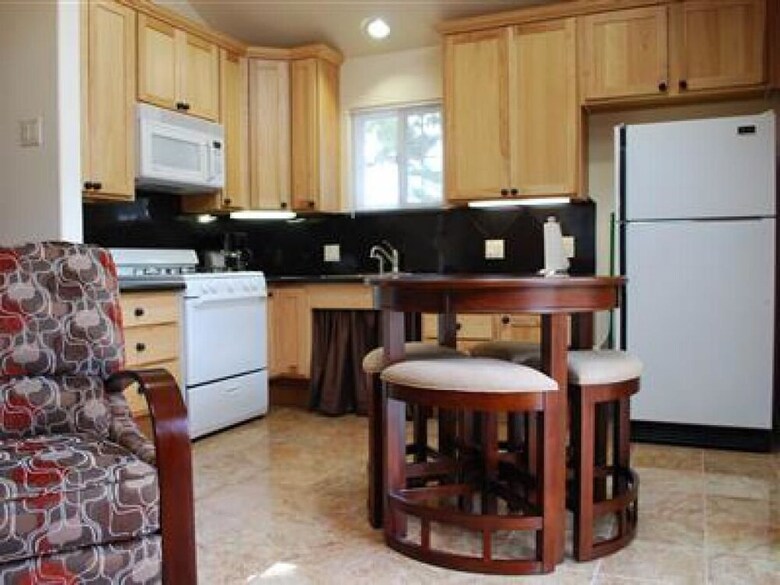 Motel Andril Fireplace Cottages