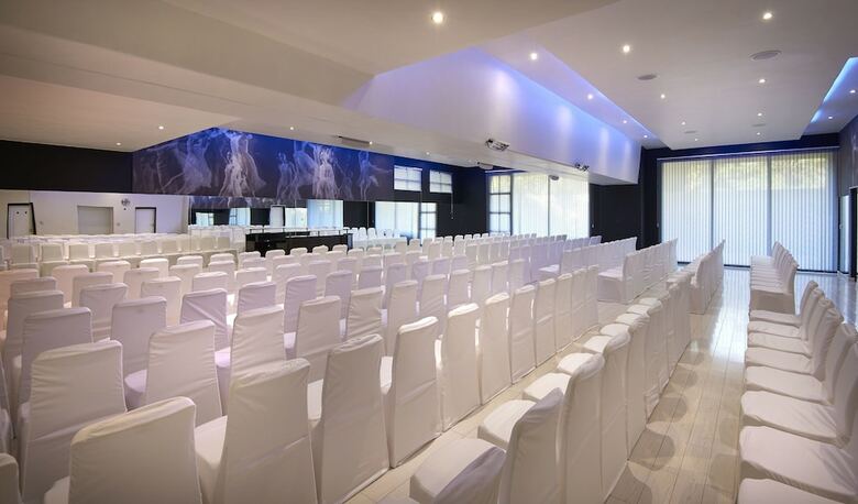 Dynasty Forest Sandown Hotel & Conference Centre