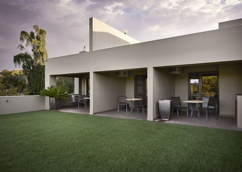 Dynasty Forest Sandown Hotel & Conference Centre