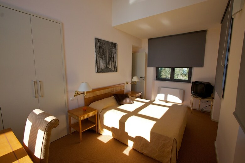Miramare Apartments & Suites
