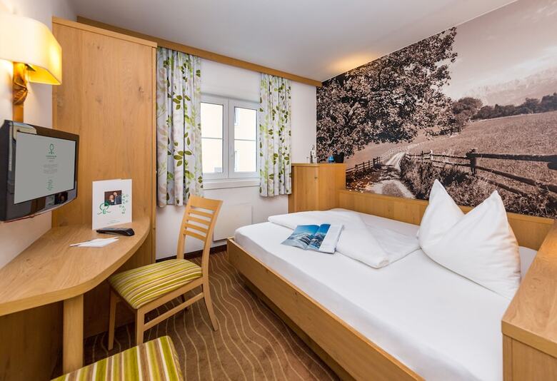 Hotel Gr�ner Baum