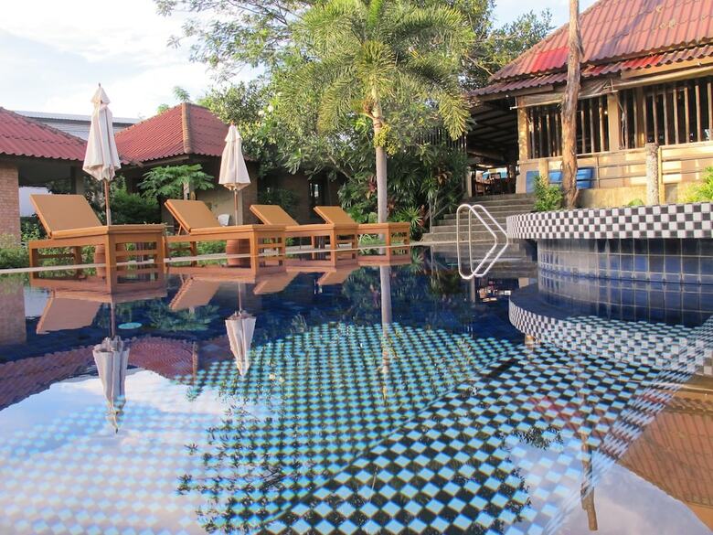 Hotel Floraville Phuket Resort