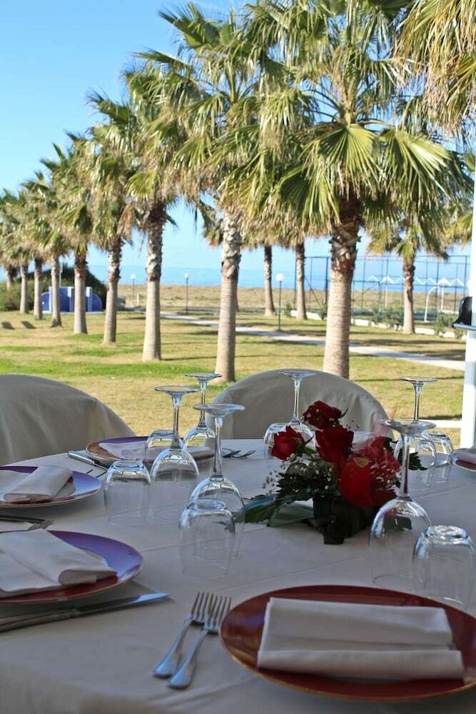 Hotel Medea Beach Resort