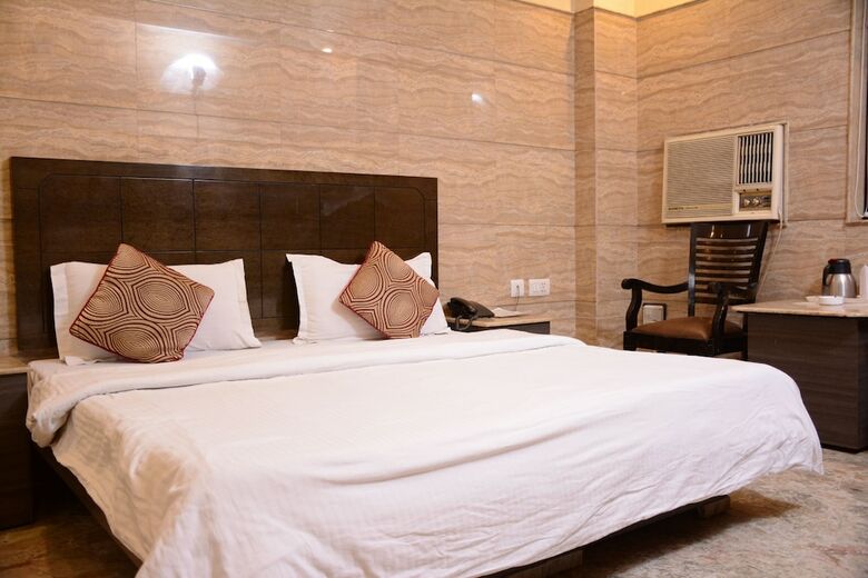 Hotel Maan K