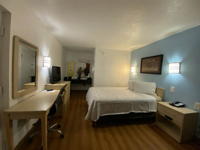 Motel 6 Tallahassee West