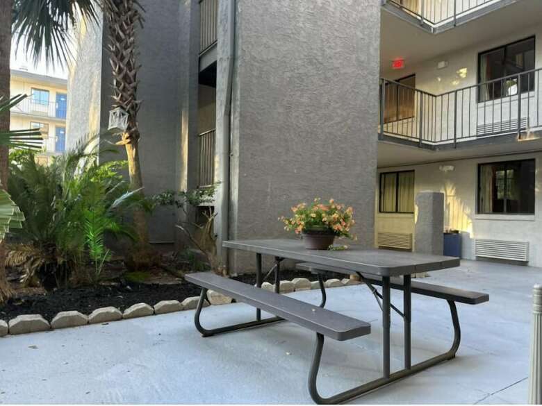Motel 6 Tallahassee West
