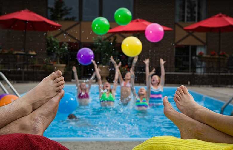 Hotel Foothills Inn