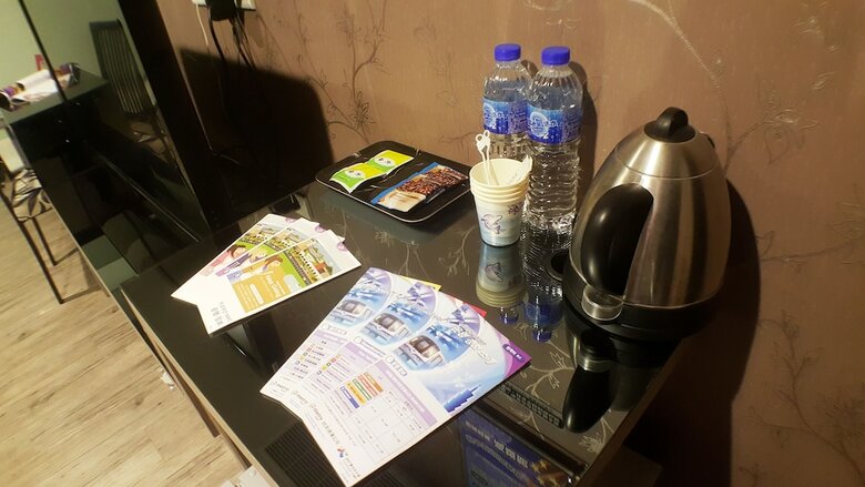Walker Hotel Sanchong Zhengyi Branch