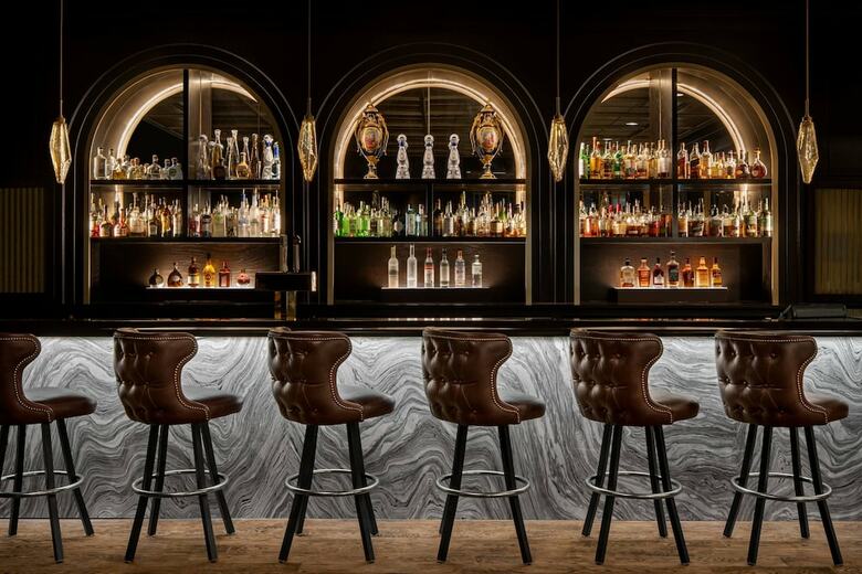 Hotel The Drake Oak Brook, Autograph Collection