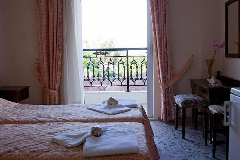 Anetis Beach Hotel