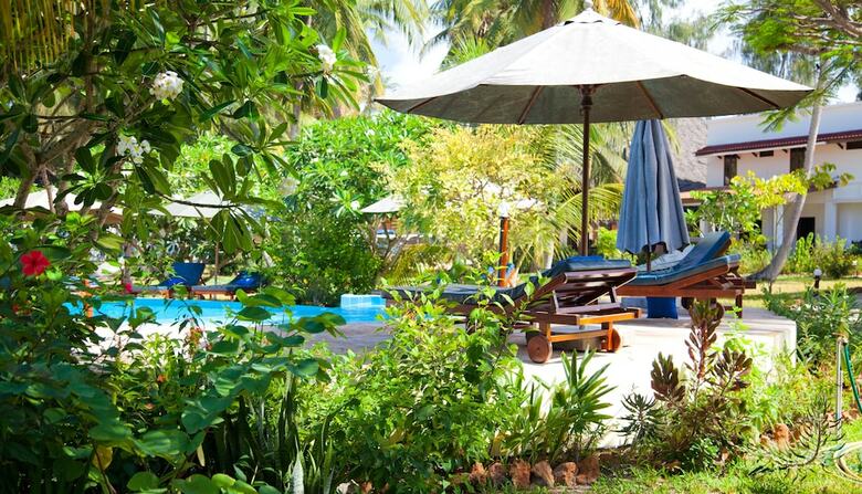Hotel Flame Tree Cottages