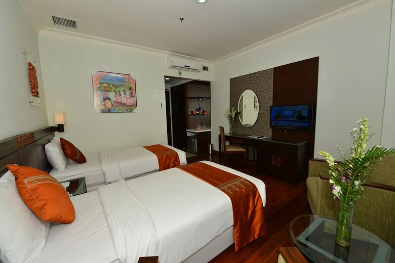 Hotel Amazing Koetaradja Jakarta