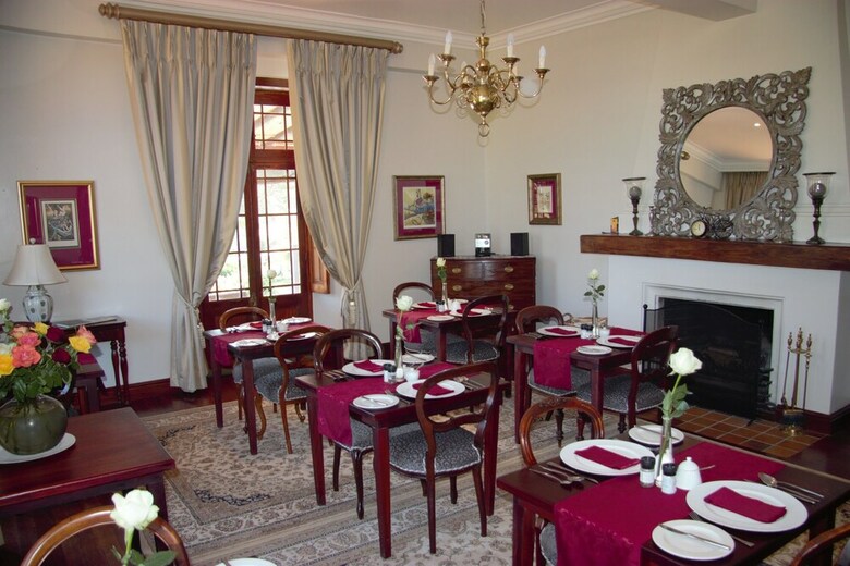 Hotel Vredenburg Manor House