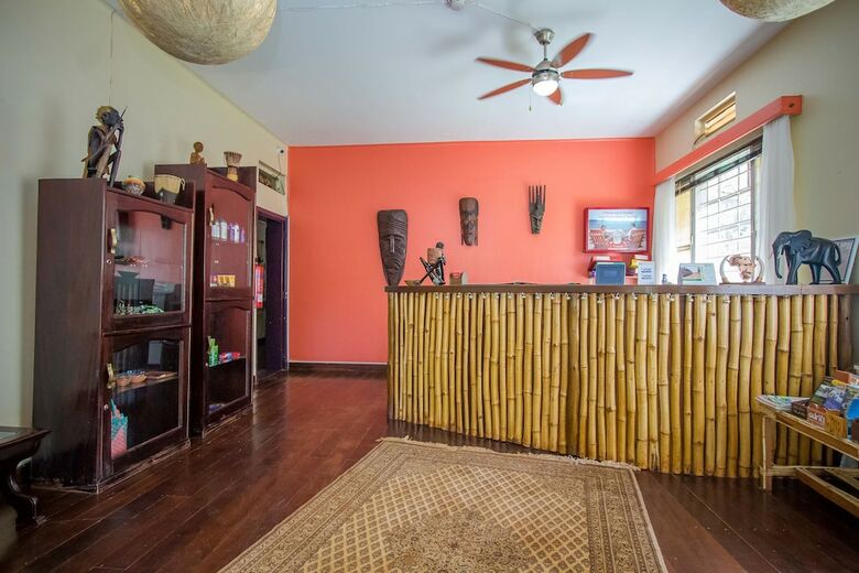 Hotel 2 Friends Guest House