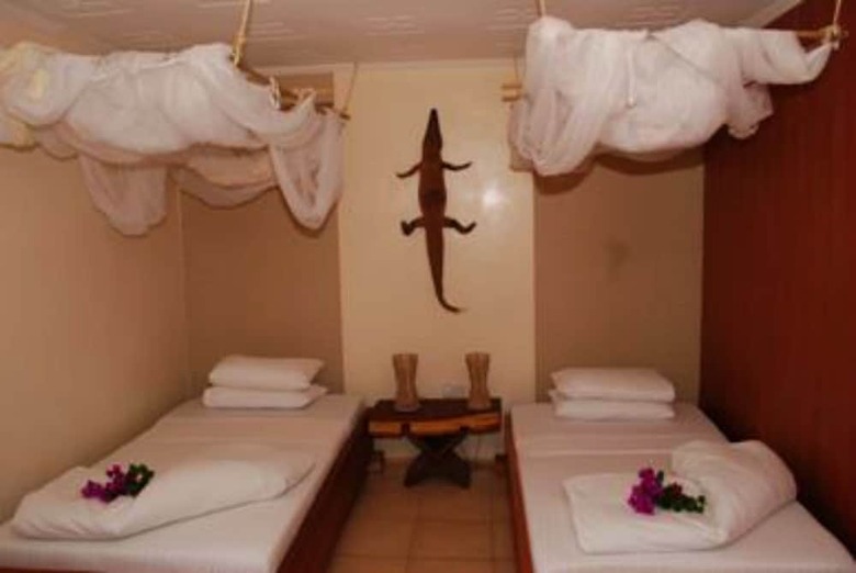 Hotel 2 Friends Guest House