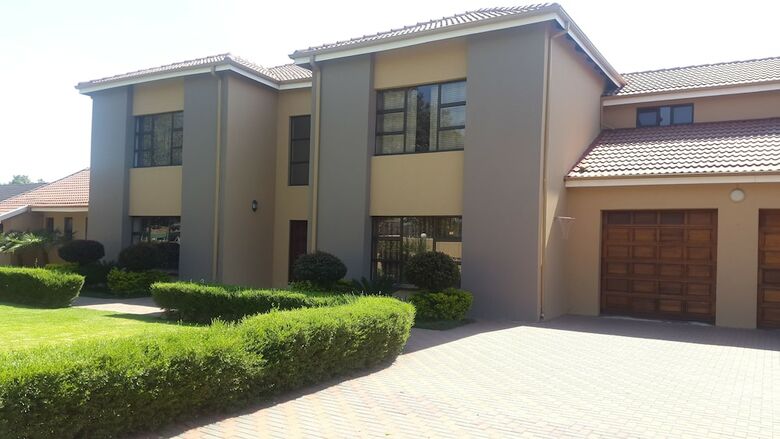 Hotel Ikaze Guest Lodge