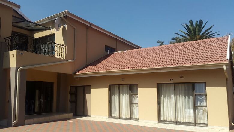 Hotel Ikaze Guest Lodge