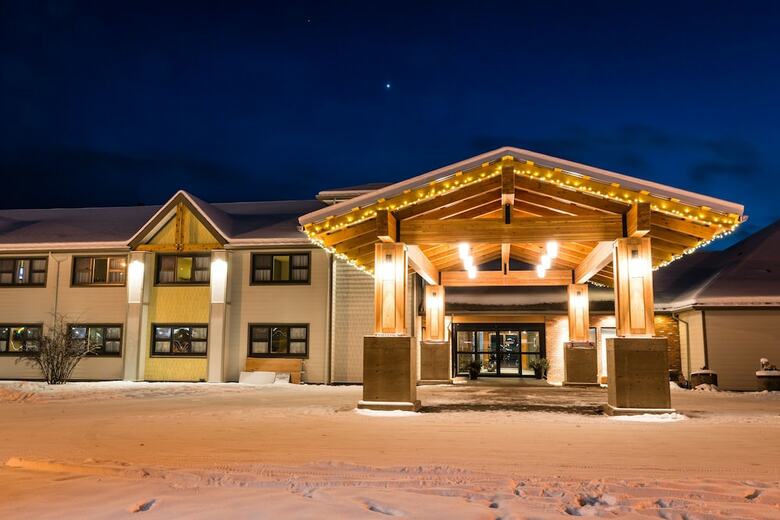 Hotel Prestige Hudson Bay Lodge
