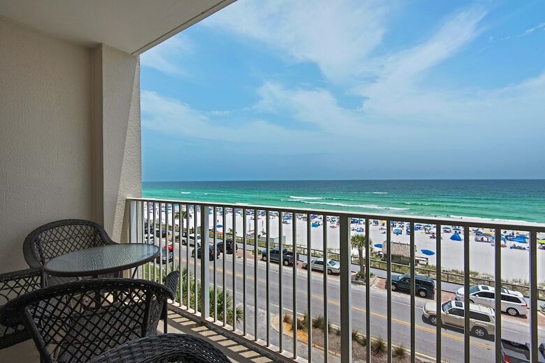 Apartamento Majestic Sun Condominiums