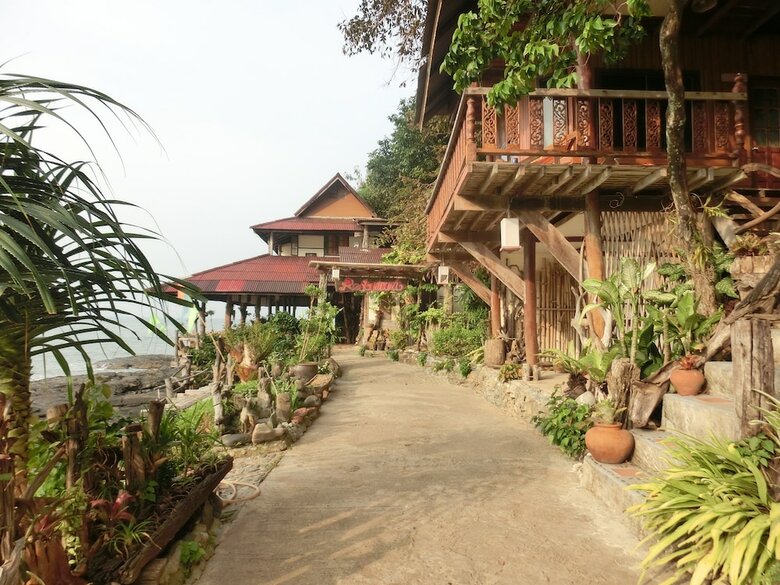 Hotel Bamboo Bay Resort