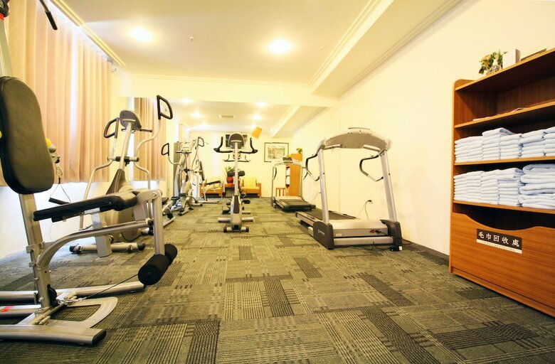 Yaling Hotel