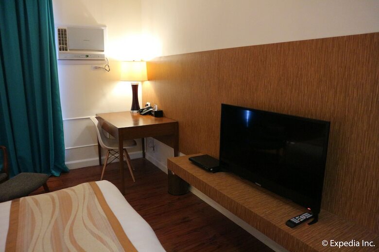 Hotel The Ferra Premier By Jg