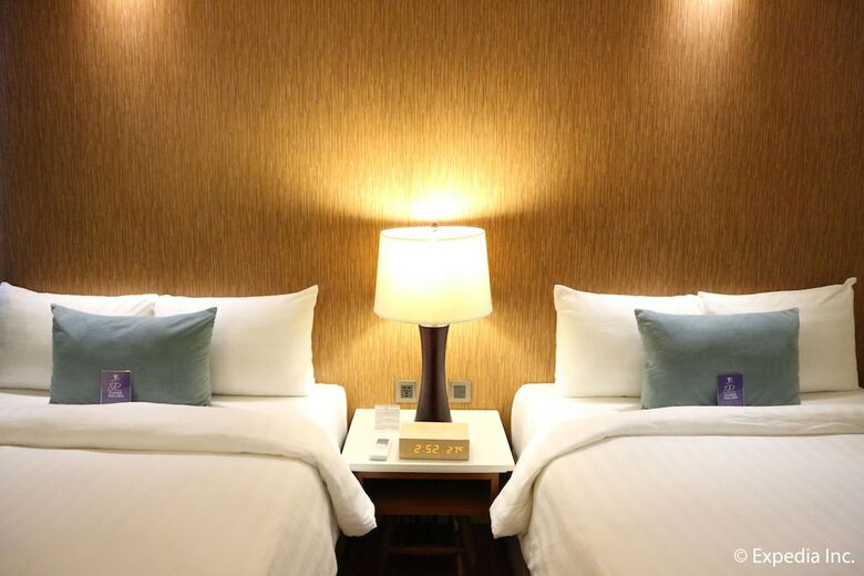 Hotel The Ferra Premier By Jg