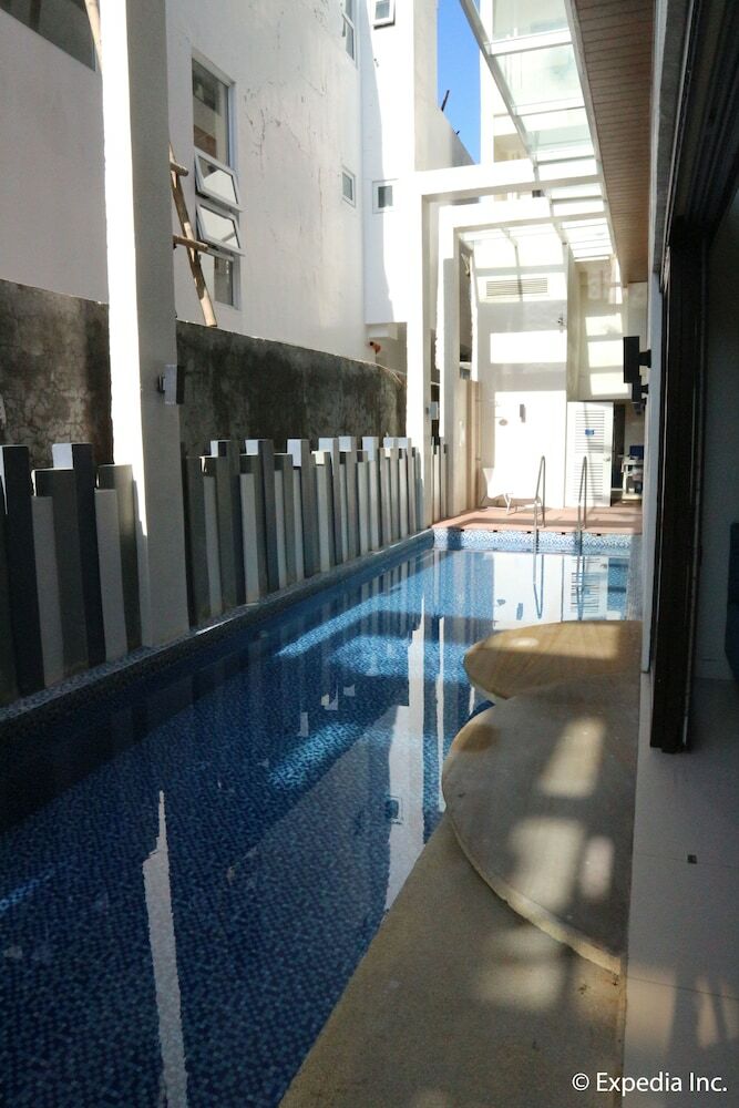Hotel The Ferra Premier By Jg