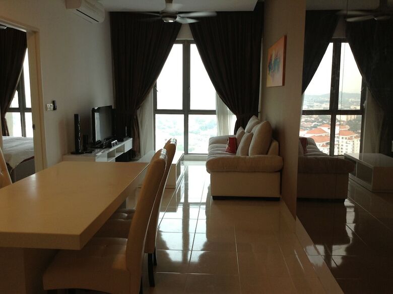 Hotel A&f Tropics Homestay