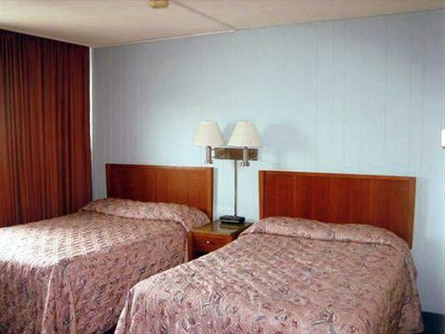 Hotel Oasis Inn