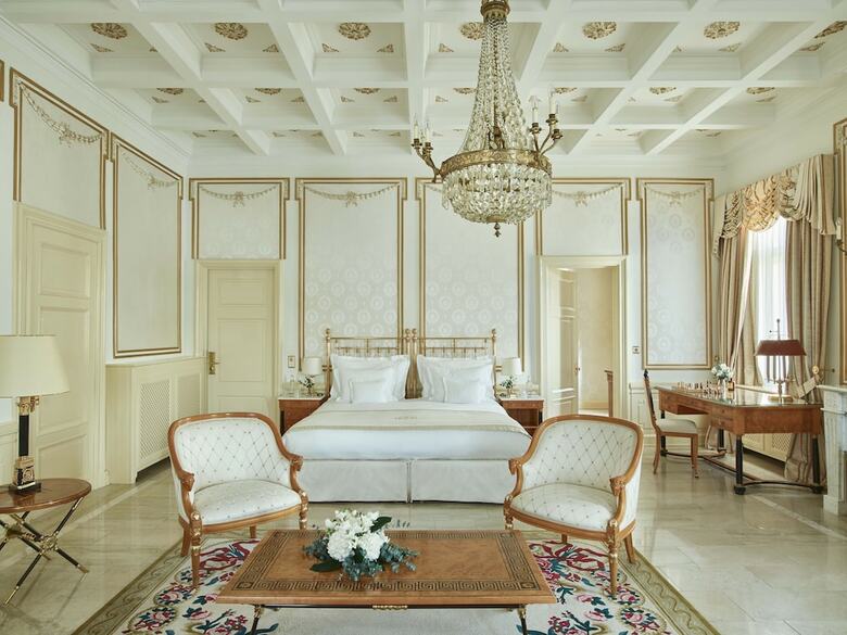 Grand Hotel National