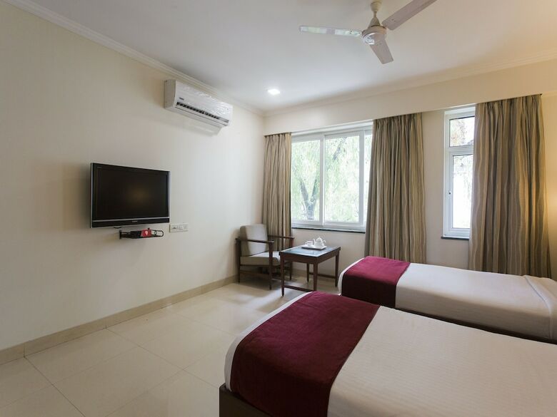 Oyo 428 Hotel Sudarshan
