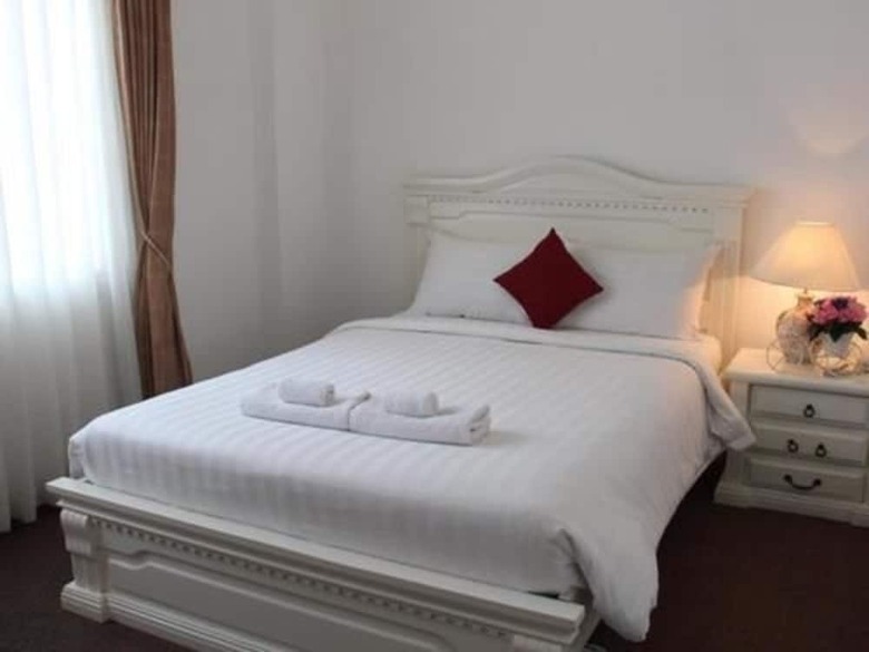 Bizu Hotel II