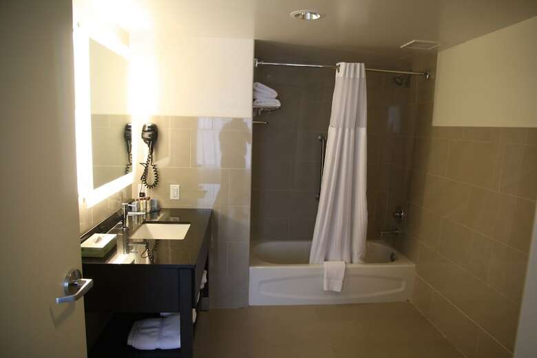 Hotel Wingate By Wyndham Niagara Falls