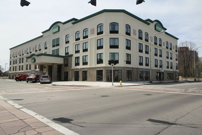 Hotel Wingate By Wyndham Niagara Falls