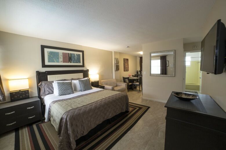 Sheridan Suites Apartments Hotel