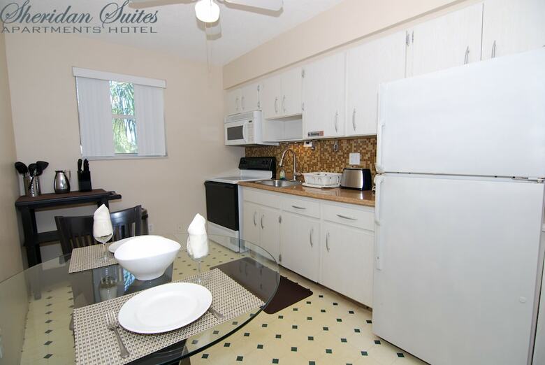 Sheridan Suites Apartments Hotel