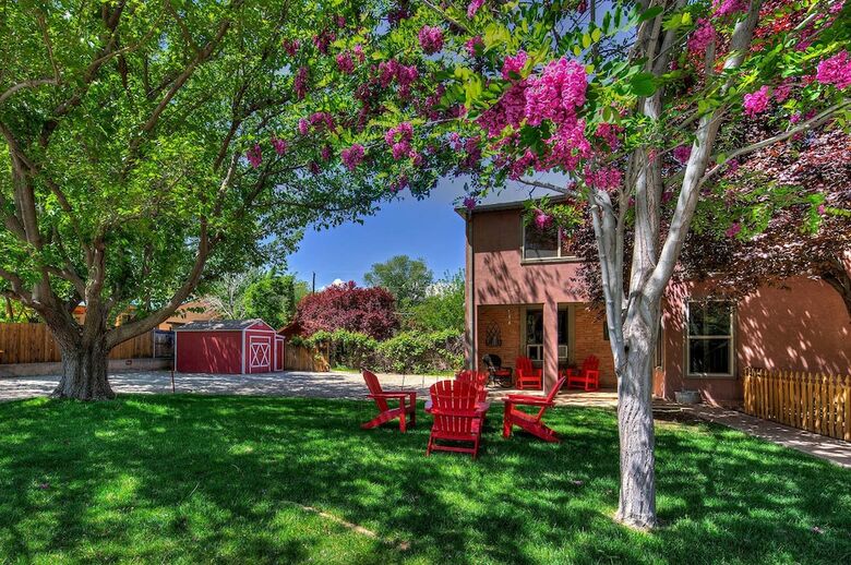 Cali Cochitta Vacation Rentals