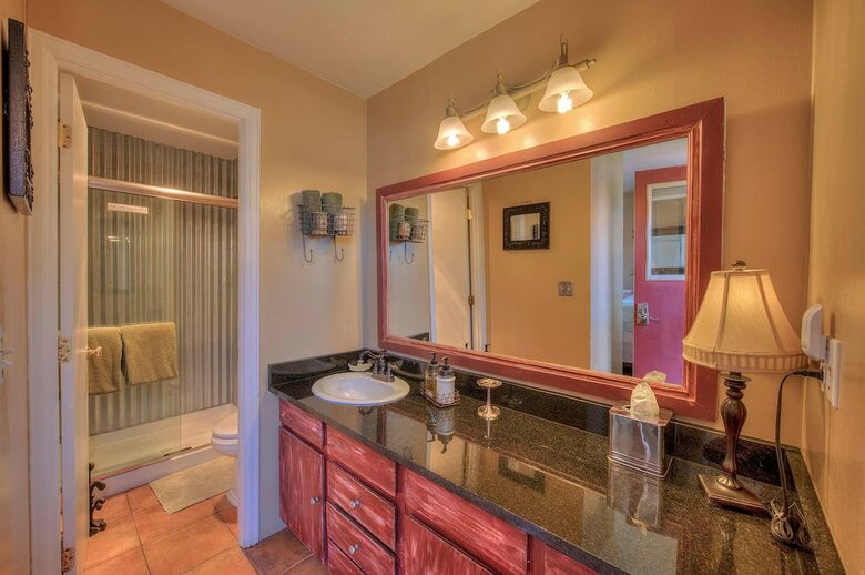 Cali Cochitta Vacation Rentals