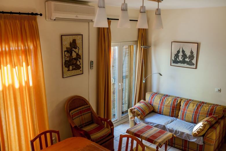 Apartamentos Casa Charlotte Nerja